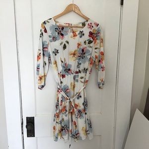 NWOT Jane and Delancey Floral tiered dress with fabric belt Large